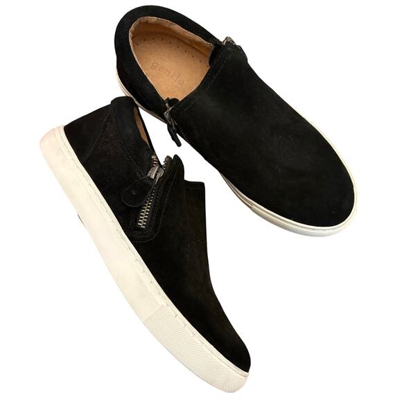 Gentle Souls by Kenneth Cole Black Suede Lowe Slip On Sneakers 7 - Picture 2 of 7